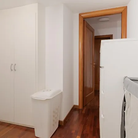 Spacious 600 Mt To Metro M3 Comasina * ميلان